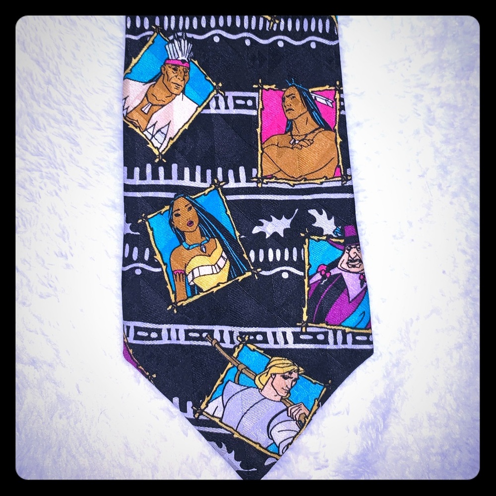 Pocahontas Disney tie